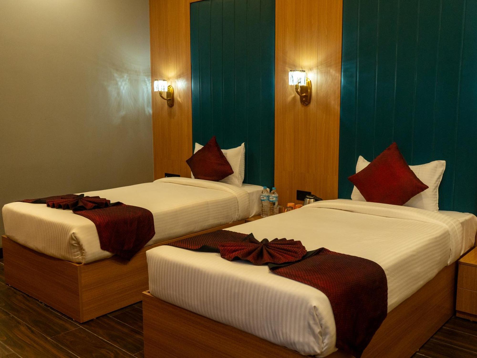 Hotel Alba Inn, อินดอร์ ภายนอก รูปภาพ